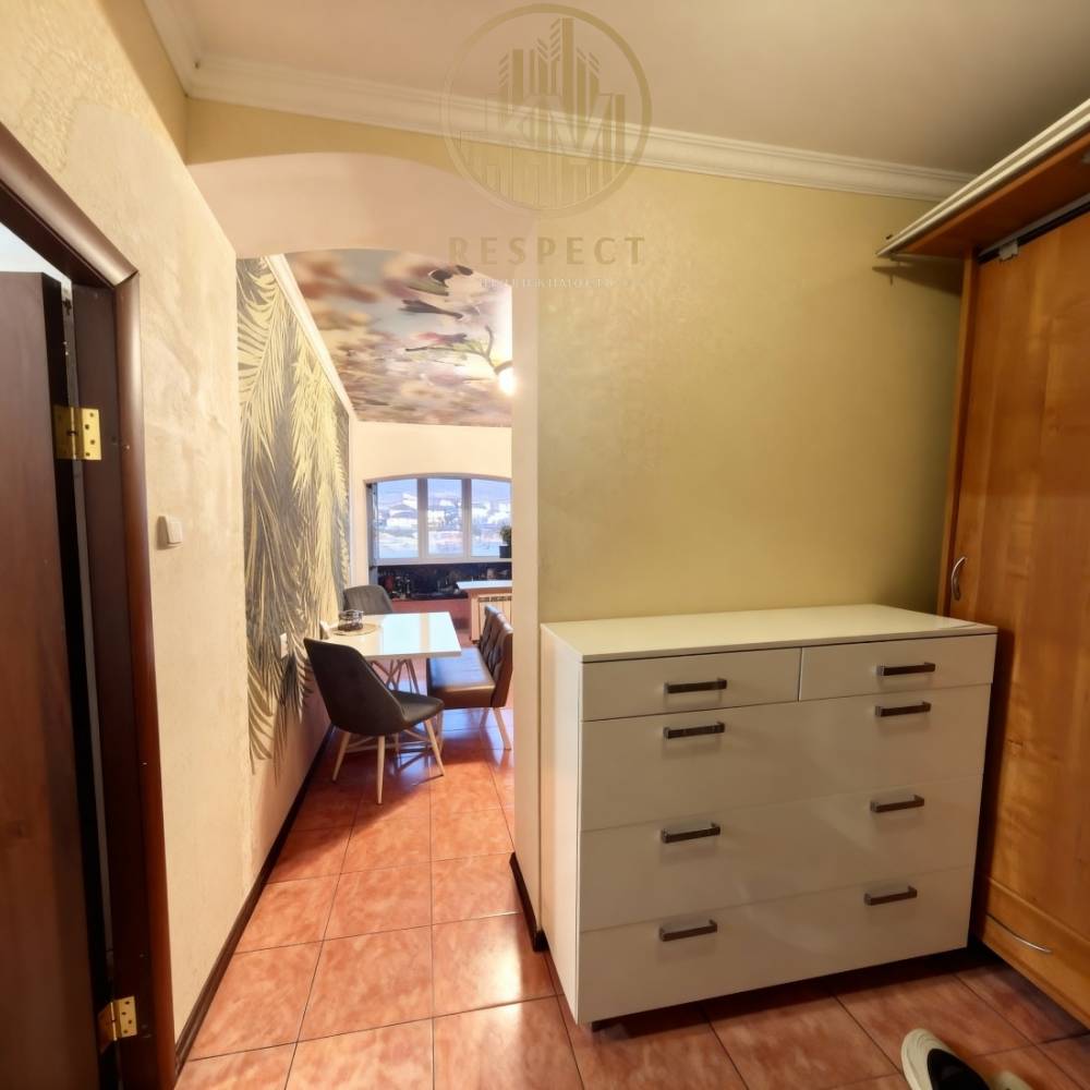 b_убери_картину_и_сдел