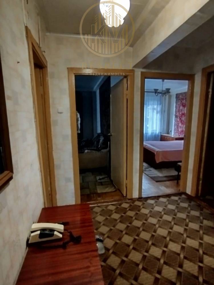 1000025801