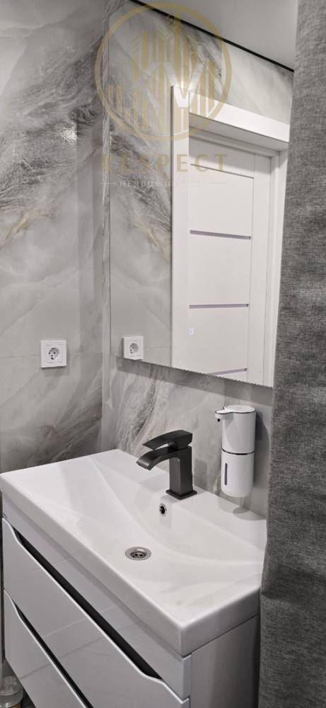 whatsapp image 2025-09-13 at 11.59.34_84940636