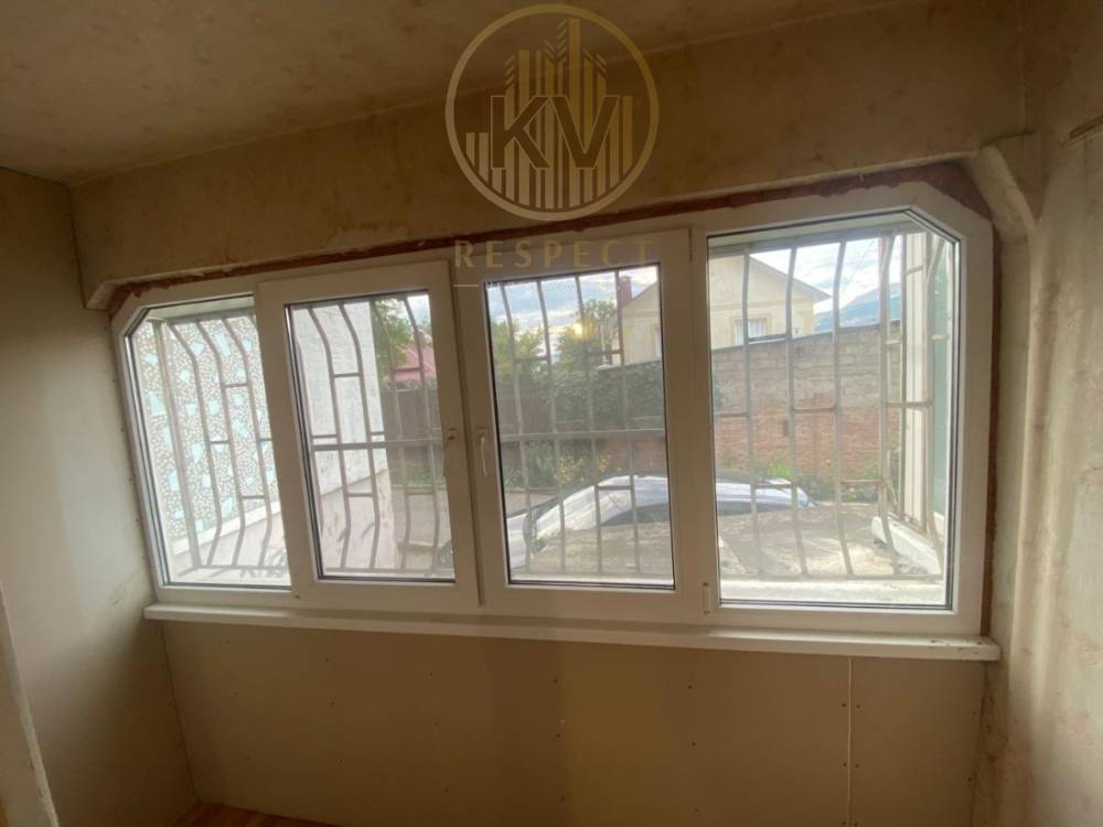 1024b12d-f0ce-40fd-8b51-d473a46c5f85