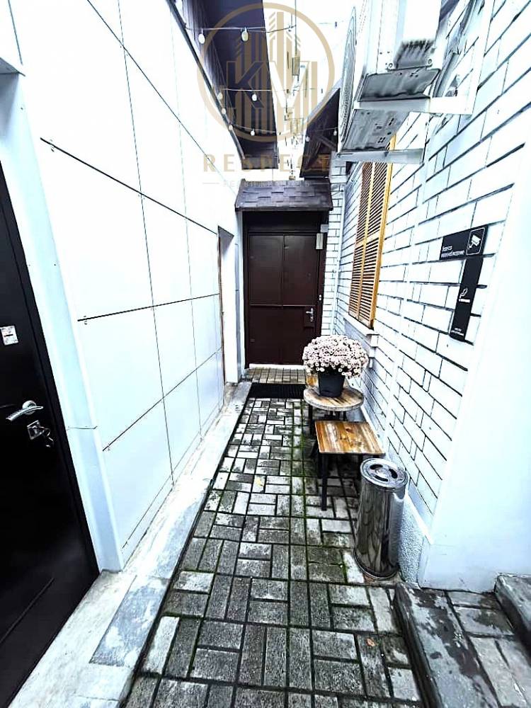 whatsapp image 2025-10-29 at 17.52.59 (1)