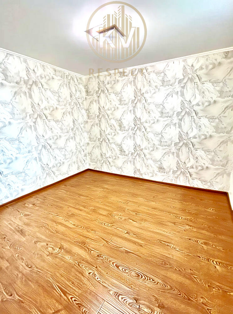 a_убрать_стол_с_фото