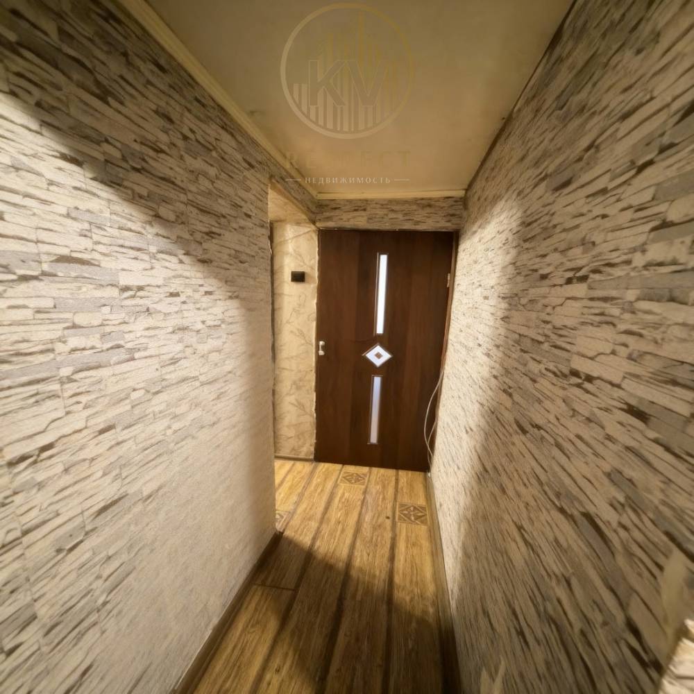 a_сделай_ровными_обои_