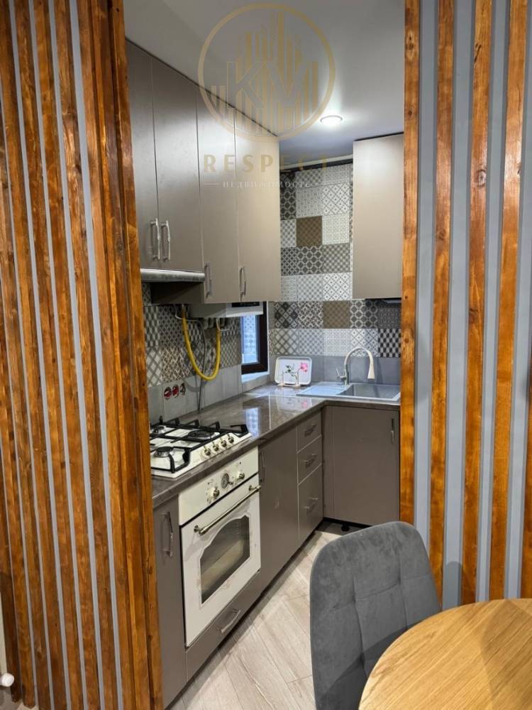 dfb875b1-0331-43fa-82a7-58459a598d75