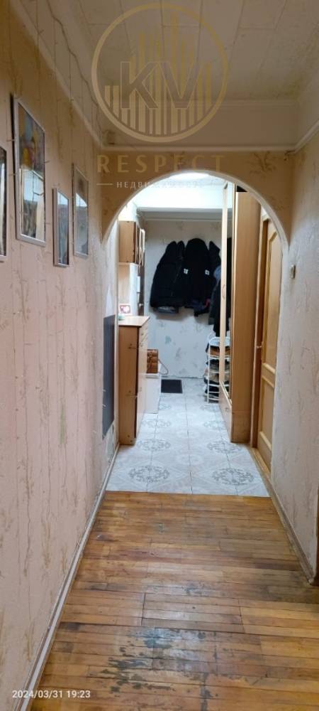 036e7173-cf1c-4a0e-87a5-4dc64bc8b06a