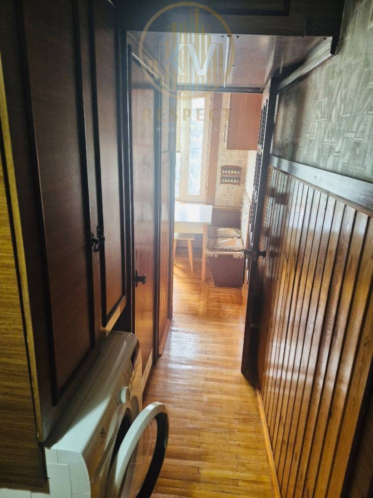 d8a9f4c1-332a-4aa1-8419-f785384d42cd