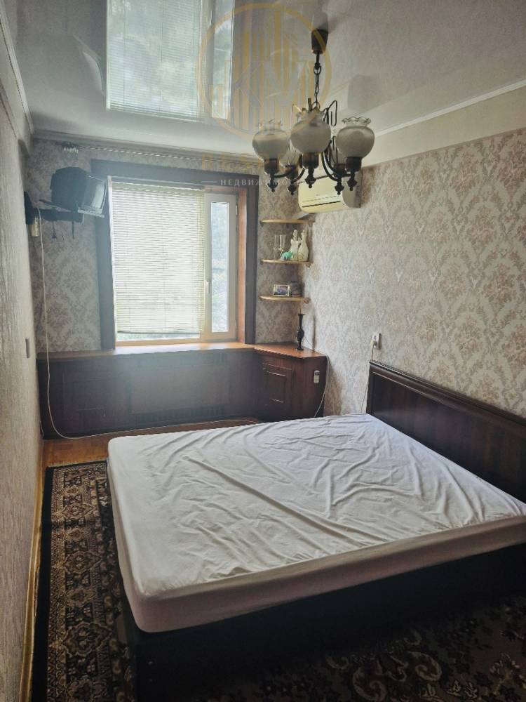 78e0453e-735a-4a19-b3d2-695074a36657