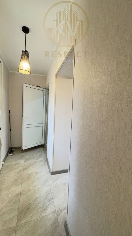 caaea4f7-fc99-4e60-a6db-4365a32c1d19