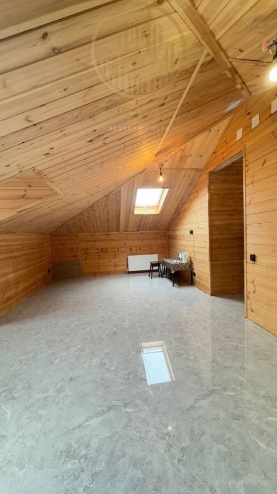 825c131b-8ad2-40f3-8f8a-77d2d0f5ef42