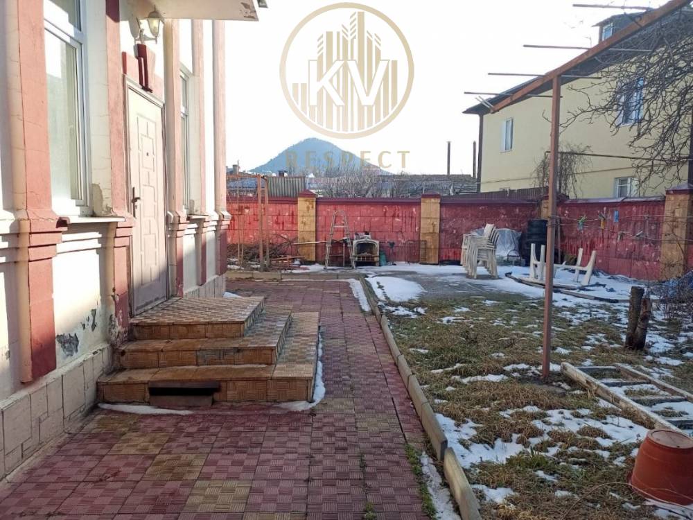 photo_5193200981330563289_y