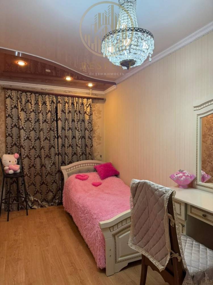 photo_5222239182204375531_y