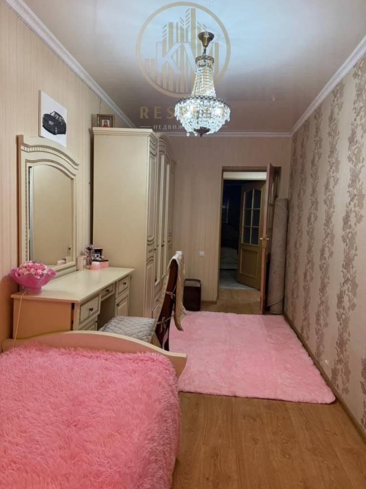 photo_5222239182204375533_y