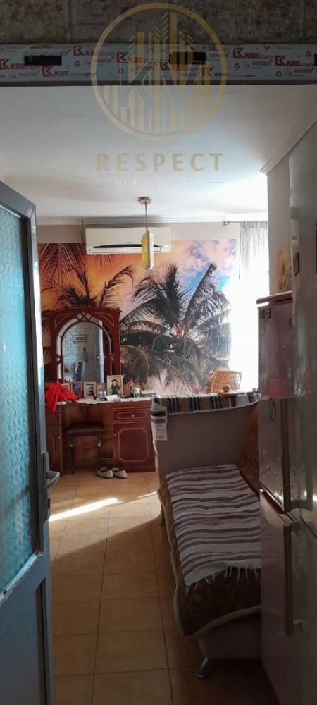 photo_5217565484692215130_y