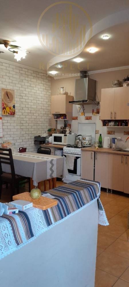 photo_5217565484692215136_y