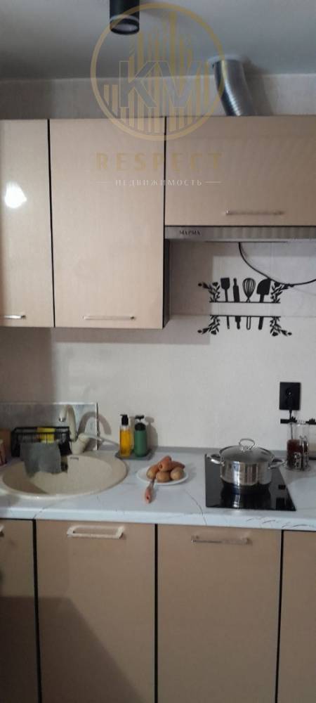 photo_5217565484692215148_y