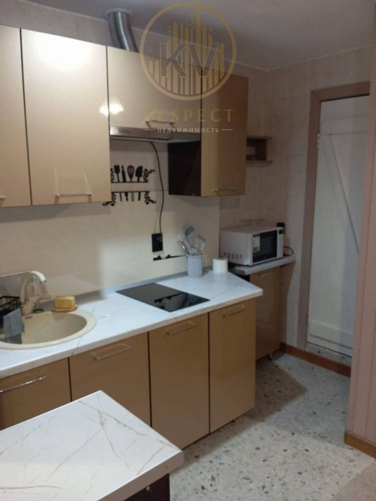 photo_5217565484692215154_y