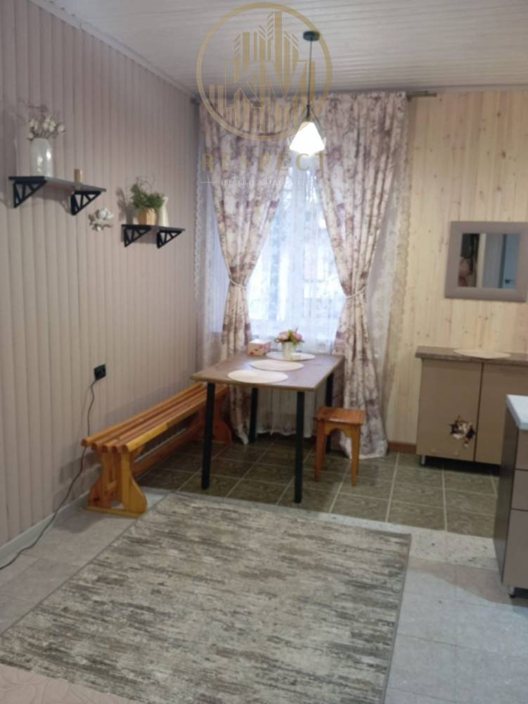 photo_5217565484692215157_y