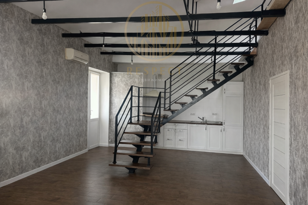 e0142980-df4a-4e6a-9250-00e026dcbd72