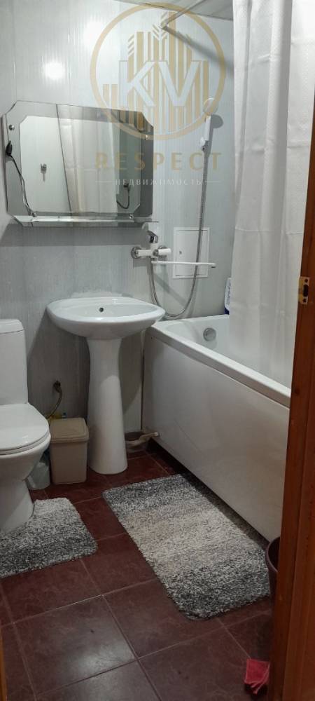 photo_5226865446097720178_y