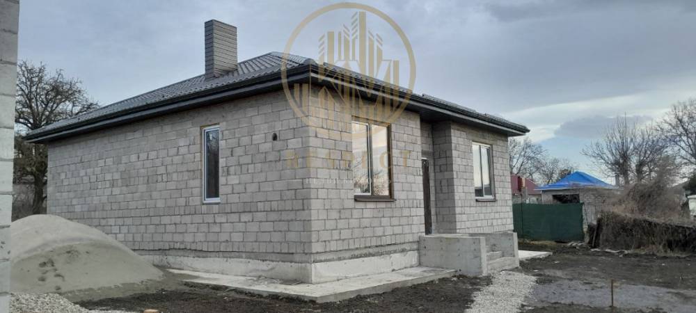 photo_5231341368955836260_y