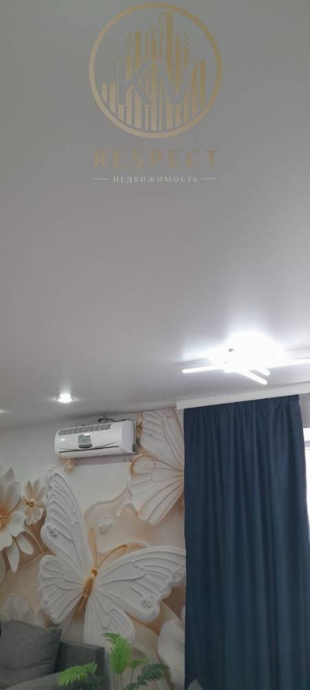 photo_5276037852359760084_y