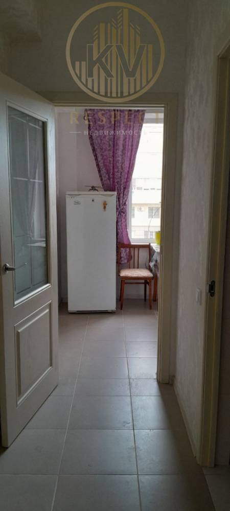 photo_5276037852359760031_y