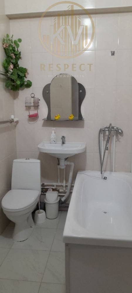 photo_5276037852359760040_y