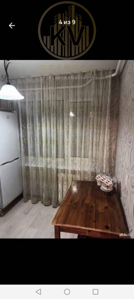 photo_5282771845683810975_y