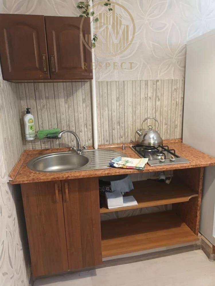 photo_5282771845683810966_y