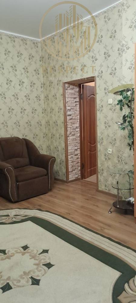 photo_5276037852359760135_y