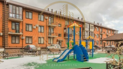 photo_5294079858919021165_y